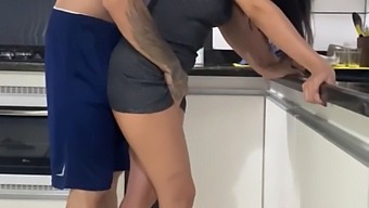 Wife'S Cleaning And Hubby'S Fucking - A Steamy Kitchen Encounter