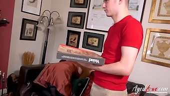 British Mature With Big Boobs Exchanges Sex For Pizza